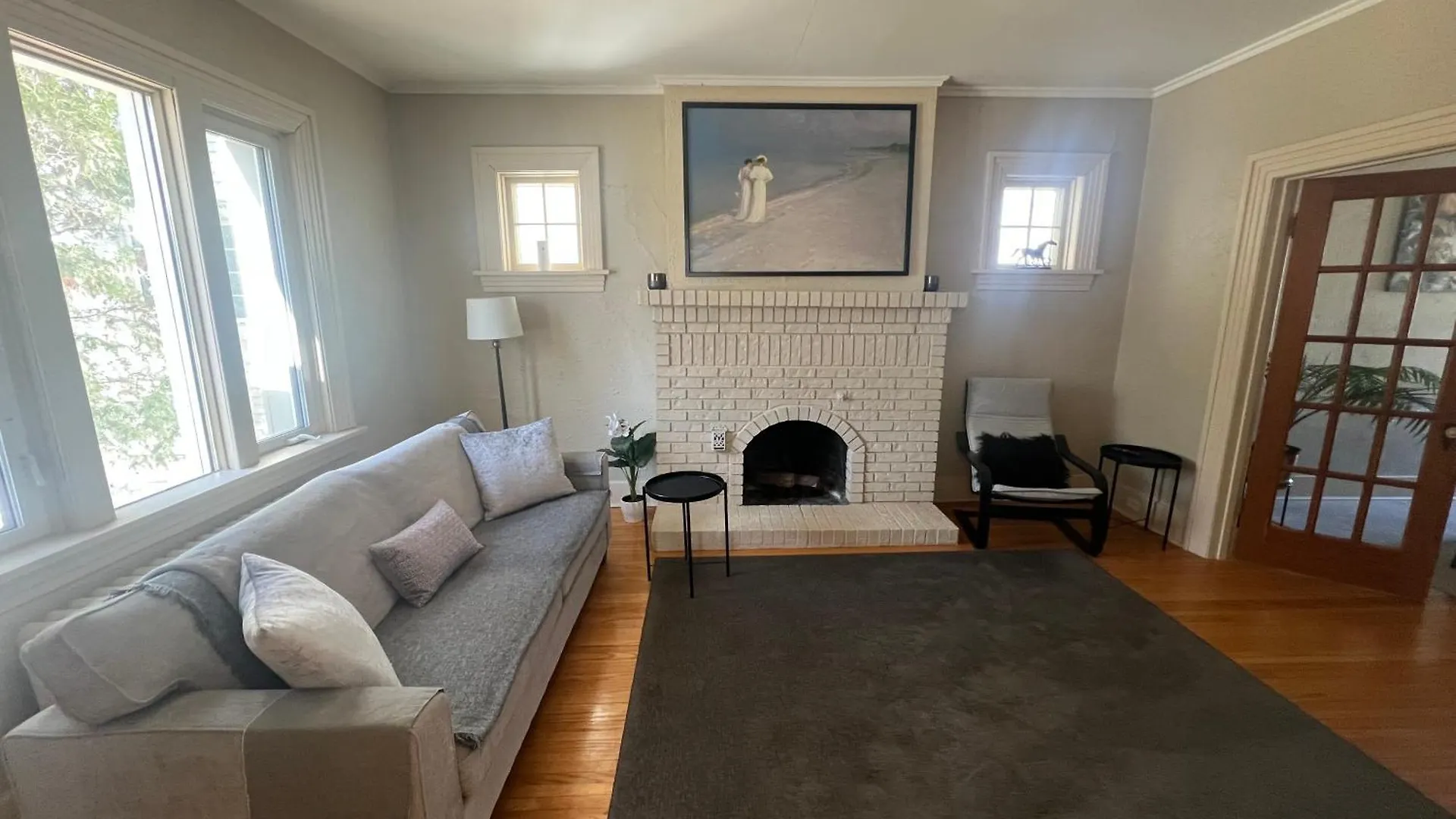 Cozy Homestay In The Master Bedroom Of A River Heights Home Γουίνιπεγκ Καναδάς